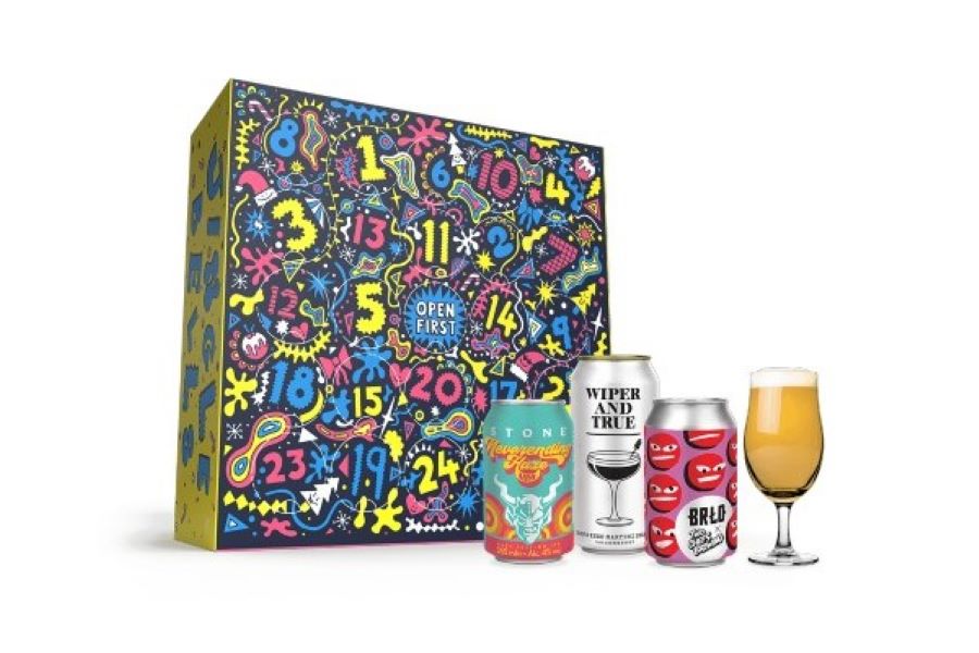 A box packaging with cans and drinks