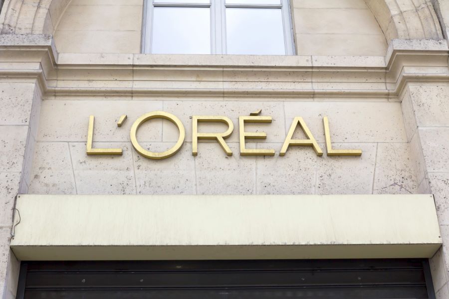 Image Loreal sign shop for store in Paris