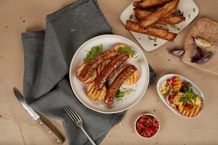 GFI acquires SCiFi Foods’ cell lines to lower cultivated meat research barriers
