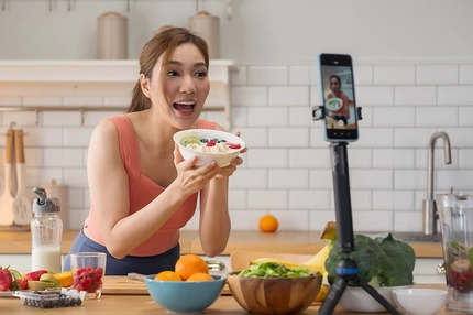 Study finds TikTok majorly impacts younger consumers’ diets and food habits