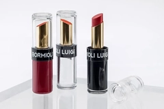 red lipstick