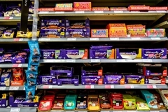 Mondelēz posts revenue growth amid record cocoa inflation pressures Mondelēz posts revenue growth amid record cocoa inflation pressures