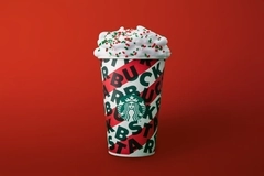 Starbucks' Frozen Peppermint Hot Chocolate. Starbucks' Frozen Peppermint Hot Chocolate.