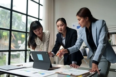 Image Business women discussing gut health research